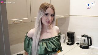 Stepbrother, why don't YOU screw Me? My stepsister is cheating on her boyfriend