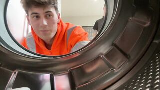 He Came to Fix My Washing Machine and Came in Me Instead – Repairman creampies Roadman