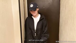 Fucked the pizza angel. She couldn't resist my proposal. (With subs)