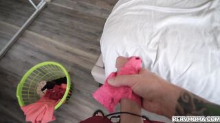 Pervy stepson is favourable to screw her glamorous stepmom (Courtney Taylor, Taylor Twins)