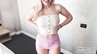 Film porno romanesc - Mom vitrega excitata o ia in gura si ii place sperma ta