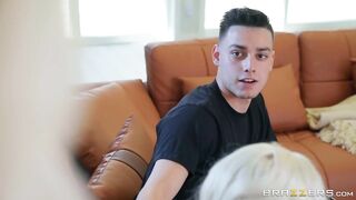 Man gets it on with girlfriend's buxom mama