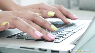 Moriah mills exposing her giant ebony breasts to her muse