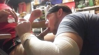 Men come to my garage on Hooker to get spun (and suck my cock)