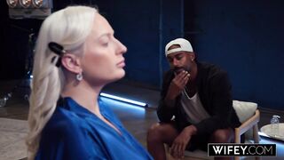 WIFEY Admirable-looking Golden-haired Hotwife Elana Bunnz Takes A Thick BBC In Front Of Hubby