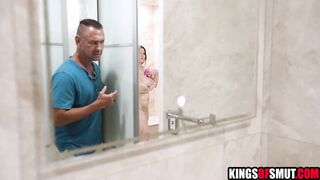 Stepdad and BBW stepdaughter bathing & screwing