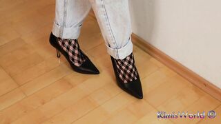 Naughty MILF in High Heels & Fishnets – Sweaty Feet Tease