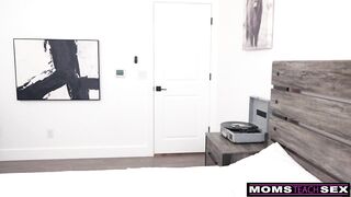 Hot MILF Diana Grace Asks, "Do YOU Crave Me Drain All Of The Cum Out Of Your Balls?" - S24:E8