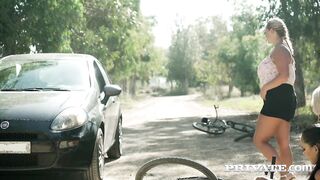 Curvy lalin cutie with massive tits pounded on the patio