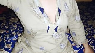 Slutty Stepsister share bed with stepbrother