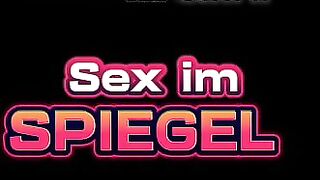 Watch yourself having sex in the mirror room – xxx podcast (in German)