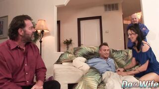 Cuck Watches His Lewd Wife Zoey Holloway Ride Knob