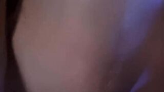 Colegiala mexicana monta verga hasta que la dejan llena de sperm