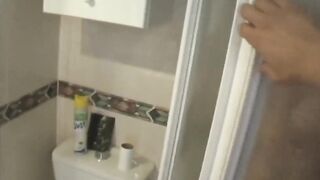 White Gal Takes a Shower, Look How Hot She Is