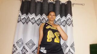 Massive exclusive live performance