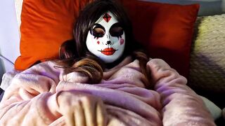 Shortly in advance of going to daybed, I jerked off. (4K)