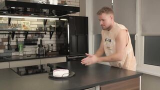 American Pie 6: "What's Better Than a Stepmom's Taut Vagina" BackStage