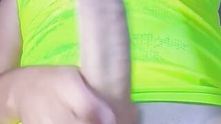 Hombre hawt desportiste se masturba después de llegar del fútbol