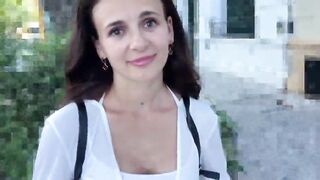 She agreed to sell her panties to a stranger and then had sex with 'em at his house