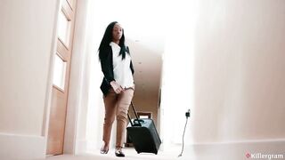 KILLERGRAM - Lola Marie Relieves Stress With Her Chef Friend’s Huge Schlong And Creamy Special Sauce