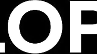 MILFY Seductive Photographer Penny Barber Shares A Schlong With Her Her Model Rissa May In Sexy 3some