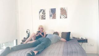 The majority worthwhile masseuse helps my boyfriend relax - Trailer