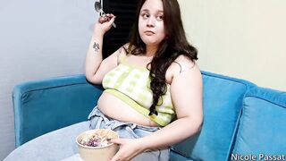 Nicole’s Giant Belly Stuffing Feast Her Soft Tummy Gets BIGGEST! (Full Free Version)