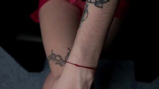 Fetish of Hands and Veins, Do YOU Like My Veins on My Hands