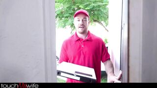 TouchMyWife - Delivering BWC to Lewd Golden-haired Hotwife - Addison Lee