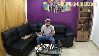 My best friend's girlfriend seduces me to penetrate her without a dick-sock and cum inside her