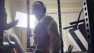 MUSCLES PULSE WITH THUNDEROUS WEENIE DEMANDS