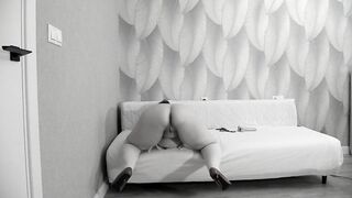 A mature BBW nurse with big, obese breasts bangs a vibrator to orgasm