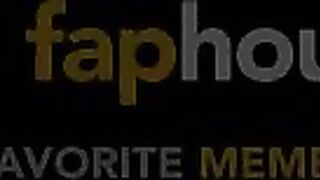 18 Year Old Sucks at Night