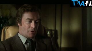 Nancy Allen Boobs Scene in Dressed To Kill