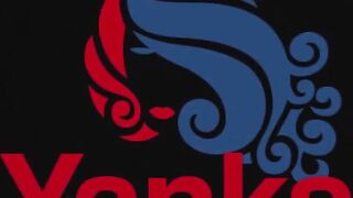 Sexy Aeryn plays with a Hitachi