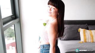 A long, pleasuring cum for Asian girl Mochi Mona