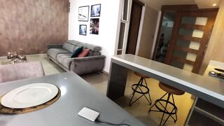 Jefe se folla a su bella empleada lalin angel de servicio mientras su mujer no esta en casa, creampie!