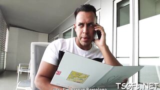 T-beauty bounces on boner