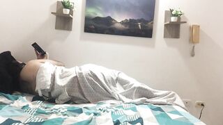 I MASTURBATE MY CUNT IN FRONT OF MY FRIEND AND I FUCK MY GIRLFRIEND