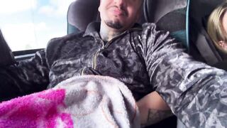 We used the bus as a motel, this stud didn't want to use a screw-rubber, his small cock was also small to do it without a screwing-rubber and ejaculate inside my vagina.
