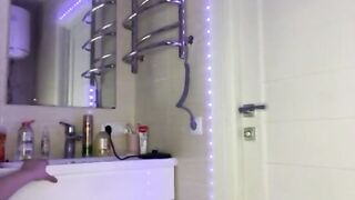 Latex screwing with big sex-toy