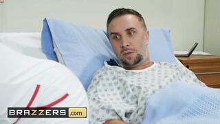 Brazzers - Nifty butt golden-haired nurse Carmen Caliente loves big shlong