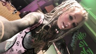 Tattooed Rock Wench Plays with Butt Plug