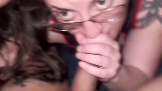 Cheerleader giving a great oral job