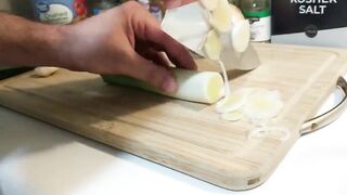 Cum Cooked 3 Leek Chili with Oil Handjob