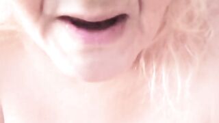 I'm so Slutty I Crave YOU to Bang Me She Beggs