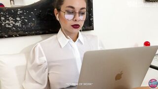 sexy wife with big butt make blowjob-sex and then bang with her husband