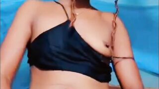 A woman with a nice-looking hawt