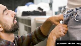 Big Wang, Constricted Fit - Hunk Sir Peter Stretches Ali Rush’s Unshaved Hole at RagingStallion