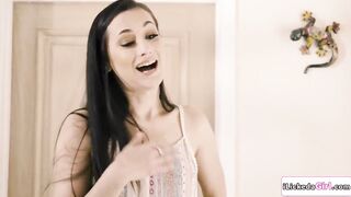 Brunette teen Danni Rivers is hooking up with her stepdads girlfriend Georgia Jones.As her future stepmom,Georgia goes down licking her hairless vagina.